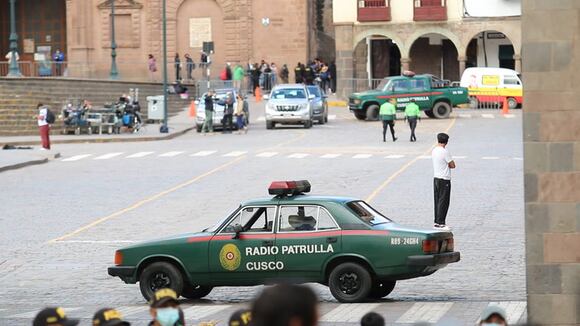 Mucha nostalgia en grabaciones de Transformers en la Plaza Mayor de Cusco