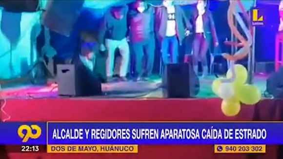 Alcalde De Dos De Mayo Sufre Aparatosa Caída De Estrado