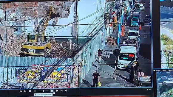 CORREO | Durante trabajos de demolición, colapsa muro en Mariano Melgar