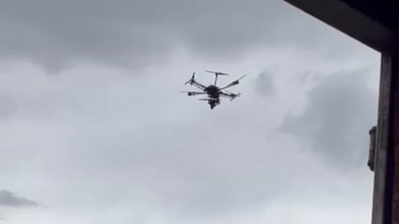 Increíble escena de explosión de Optimus Prime contra su enemigo en Cusco