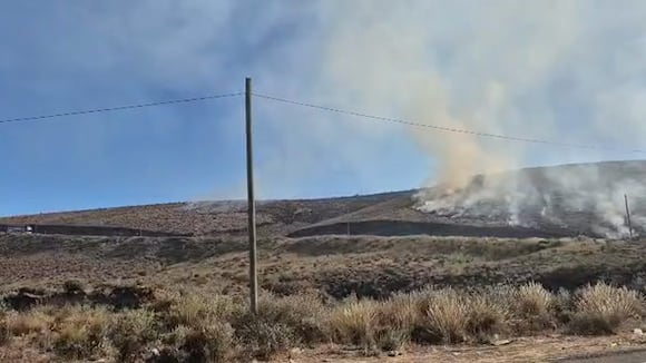 CORREO | INCENDIO FORESTAL EN YURA, AREQUIPA