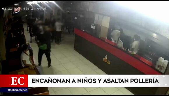 Delincuentes asaltan a comensales en pollería