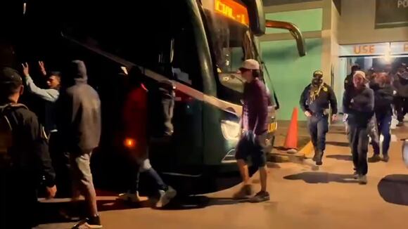 Expulsan a extranjeros del país