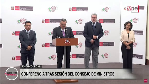 Gustavo Adrianzén en conferencia de prensa