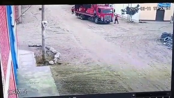 Hampones asaltan camión repartidor en menos de un minuto en Trujillo