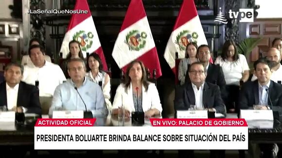 Conferencia de Dina Boluarte parte 1