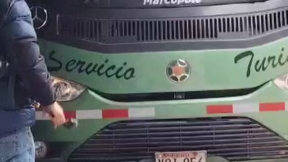 CORREO | Se reanuda traslado de turistas a Machu Picchu: Policías se ven obligados a acompañar buses