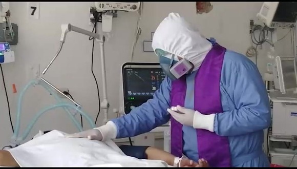 Chimbote: Capellán llevó bendiciones a pacientes graves que luchan contra el COVID-19 | VIDEO