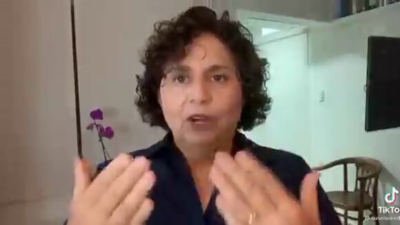 Susel Paredes se disculpa por insulto durante una trasmisión en vivo