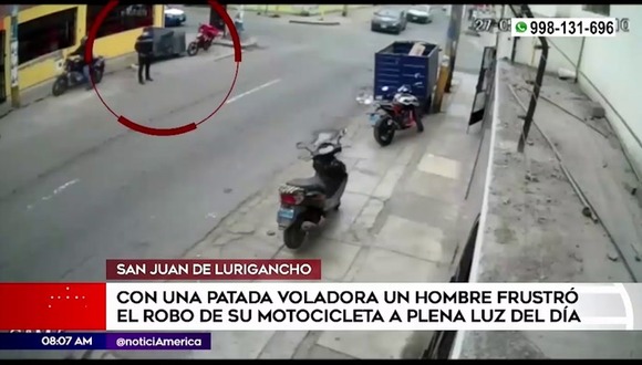 SJL: hombre frustró el robo de su moto con una patada voladora