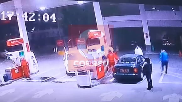 CORREO | CÁMARAS CAPTAN CÓMO INICIÓ EL INCENDIO EN UN GRIFO DE AREQUIPA