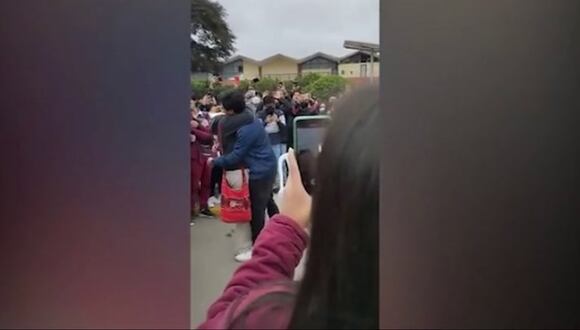 Viral: joven le pide matrimonio a su pareja en la UNMSM