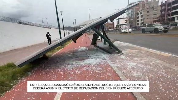 CORREO | Camionero destruye paradero y huye en Cusco