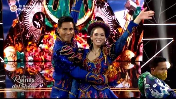 Jazmín Pinedo al ritmo del folklore peruano interpreta "Soy caporal"