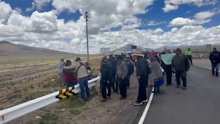 Pobladores llegan hasta el mismo penal de Challapalca para exigir su cierre (VIDEO)