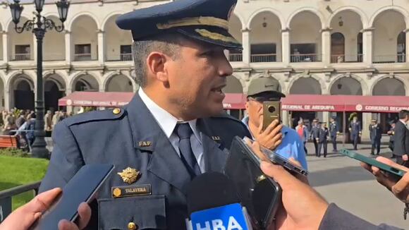 Piloto de la FAP pierde comunicación con base en Arequipa