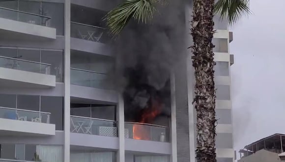 Miraflores: Incendio en Malecón Cisneros