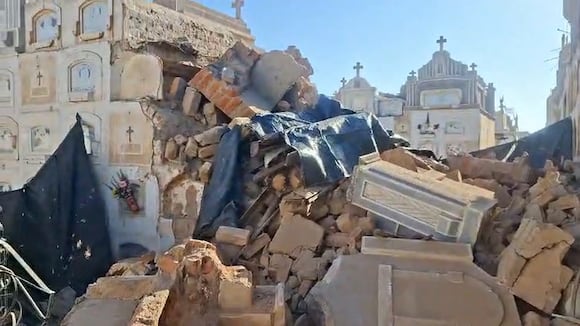 CORREO 1 | Más de 20 nichos quedan destruidos tras sismo de 6.1 en cementerio de Saraja