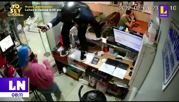 Motorizados roban a mano armada en San Luis