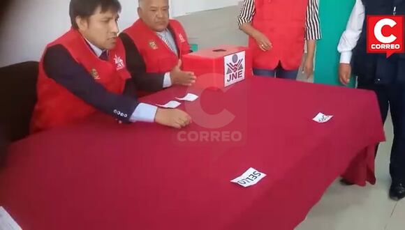 Por moneda se elige alcalde en distrito de Mariscal Castilla