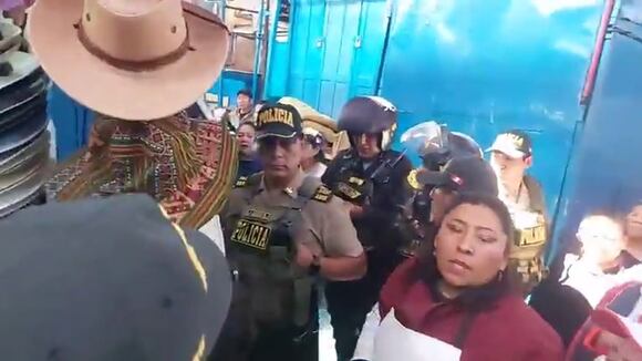 Mujer capturada por vendedores de San Camilo