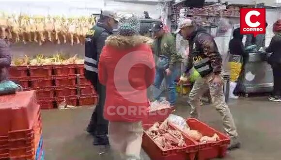 CORREO | Incautan 39 pollos en mal estado de conservación en mercado de Huancayo