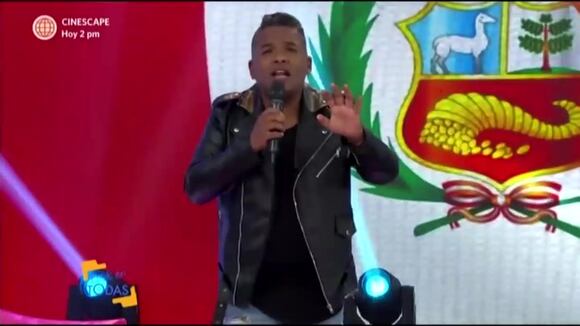 Natalie Vértiz y Choca Mandros celebran triunfo de Perú