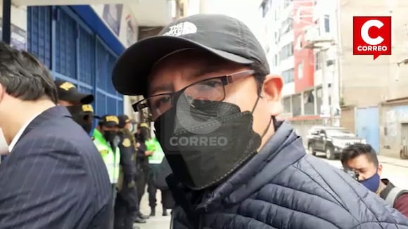 Henry López se entrega en el Ministerio Público