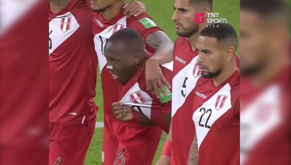 CORREO |Luis Advíncula destrozado tras la derrota de Perú