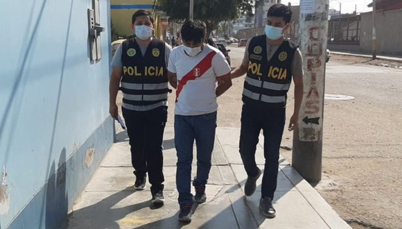 Lambayeque: Detienen a Erick Calderón Rubio (41) acusado de agredir y abusar sexualmente de su hija de 15 años, en Chiclayo. (Video: Sandro Chambergo)