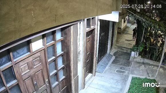 Hombre deja explosivo en una vivienda de Trujillo