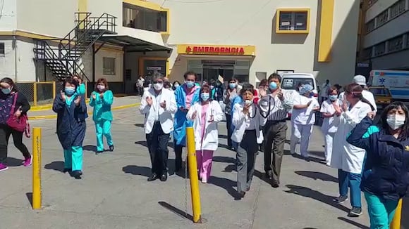 VIDEO | Arequipa: Trabajadores no permitirán ingreso de nuevo director al hospital Honorio Delgado