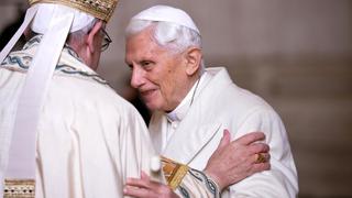 Benedicto XVI: Sumo pontífice pide que su nombre sea retirado de un polémico libro sobre el celibato