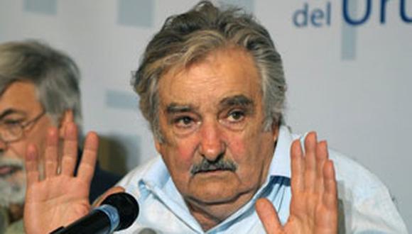 Presidente de Uruguay defiende su proyecto para producción de marihuana