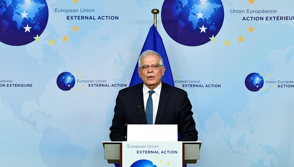 El jefe de La Unión Europea para Asuntos Exteriores y Política de Seguridad, Josep Borrell, da una conferencia de prensa después de una reunión de ministros de Asuntos Exteriores sobre la situación en Libia e Irán, en Bruselas. (Foto: AFP)