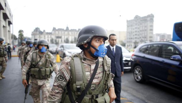 La Policía Nacional y Fuerzas Armadas vigilarán las calles para que se cumpla el aislamiento social obligatorio (Foto: Andina)