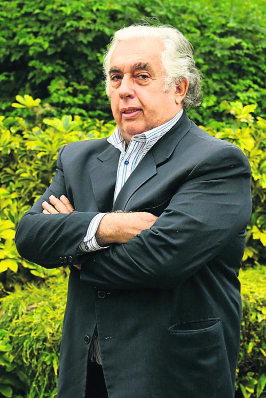 Políticos, politiqueros y politicastros