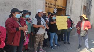 Arequipa: Padres de familia denuncian que sus hijos no tienen profesor durante meses