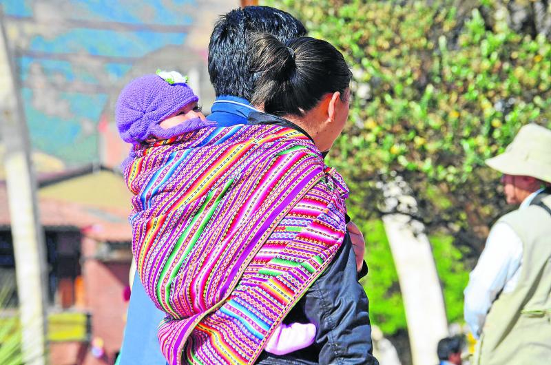 Se incrementa número de madres solteras 