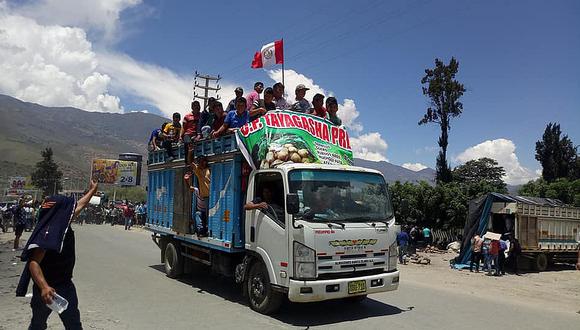 Agricultores huanuqueños emprenden viaje hacía Lima 