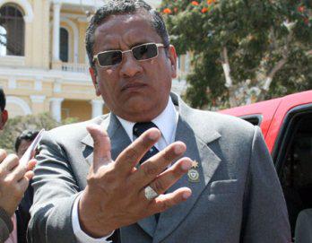 Insistirá con cambio de gobernadores cuestionados