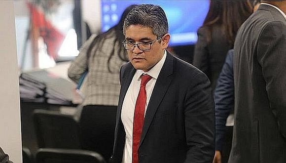 Fiscal Pérez pide comparecencia restringida para abogado Arsenio Oré