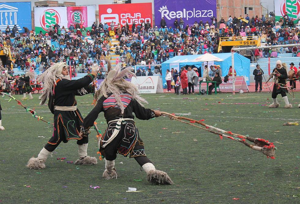 Concurso de danzas originarias bate récord con 112 agrupaciones en competencia