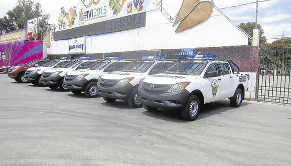 Fiscalía investigará la compra sobrevalorada de las 10 camionetas