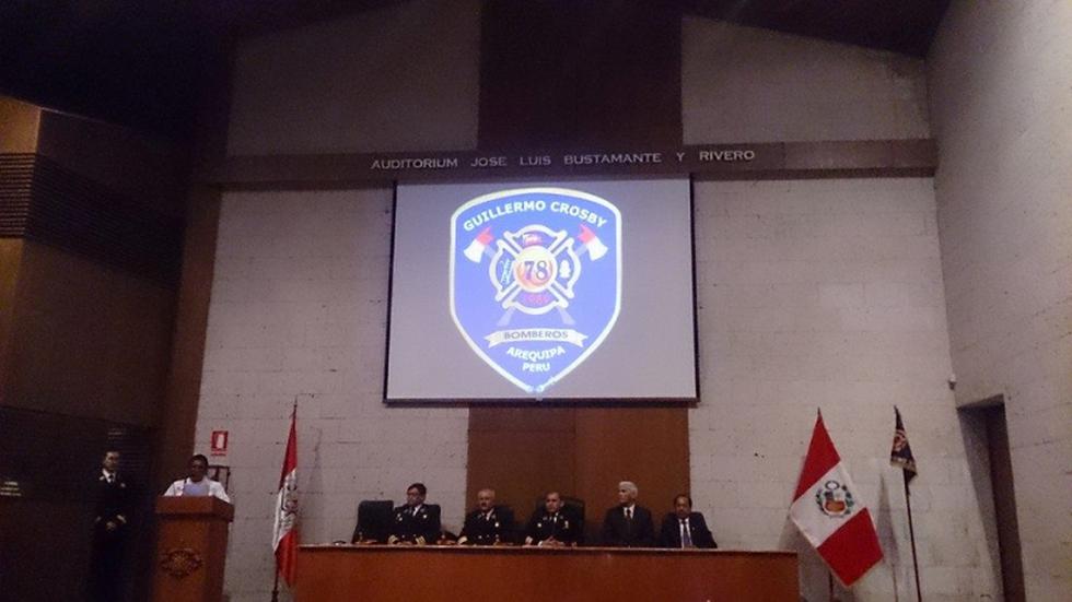 Compañía de Bomberos Nº 78  de Arequipa celebró su XXV aniversario