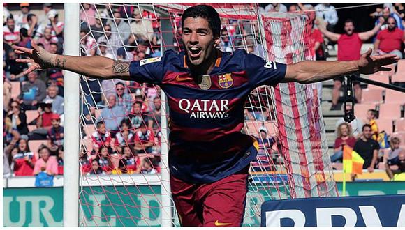Barcelona logra el título de la Liga con triplete de Luis Suárez