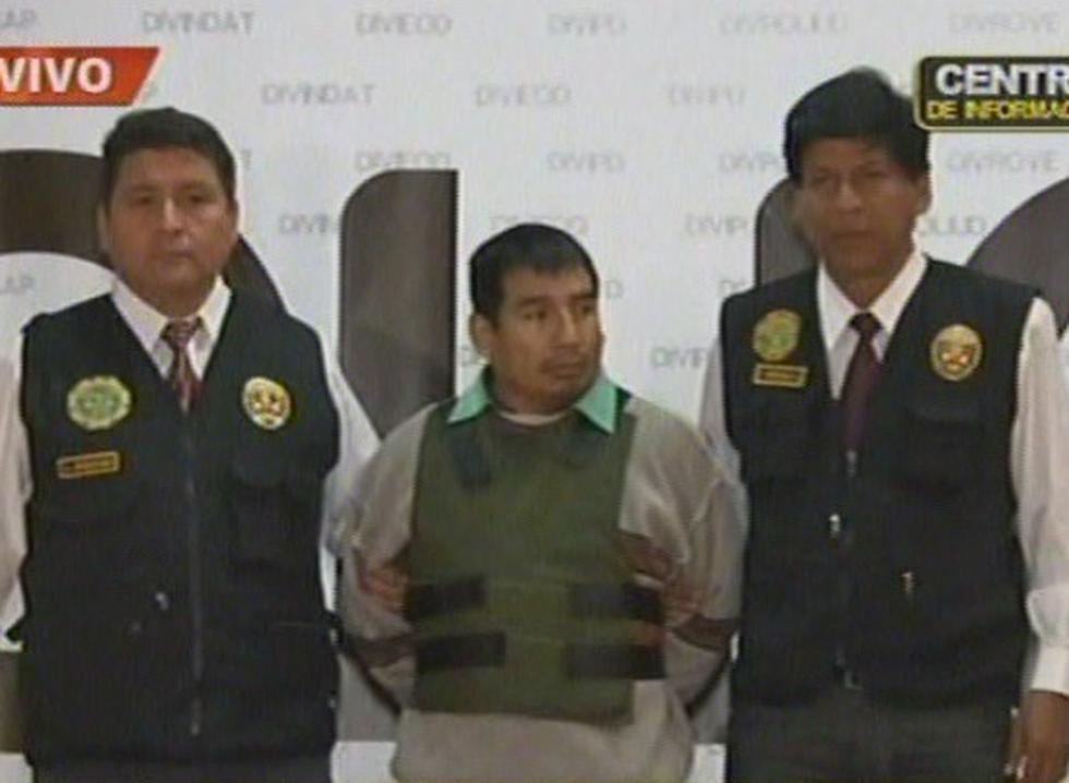 PNP presenta a presunto asesino y dos cómplices de asesinato a terramoza