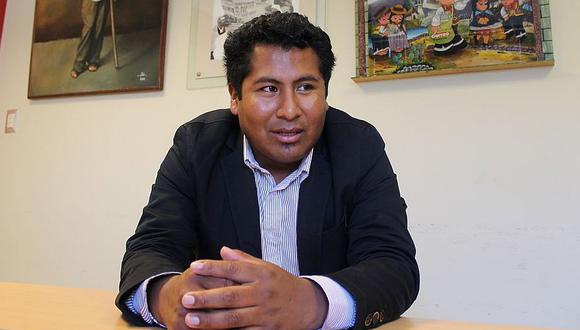 Electo alcalde de La Yarada Los Palos brindará declaraciones tras su juramentación al cargo