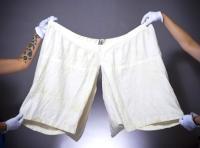 Subastan ropa interior de la reina Victoria por US$16 mil