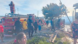 Tumbes: Incendio redujo a cenizas tres casas en la provincia de Zarumilla 